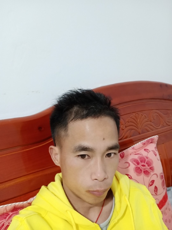 小biu崽的第一张照片--怀化闪婚服务中心