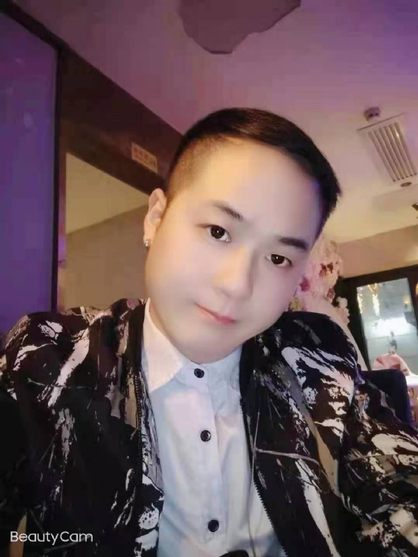 放弃一切，从头再来的第一张照片--怀化闪婚服务中心