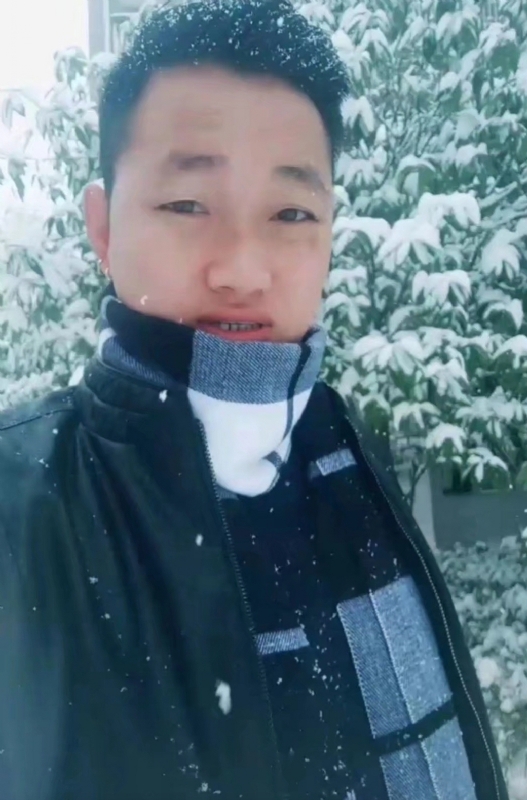 为爱拼一回的第一张照片--怀化闪婚服务中心